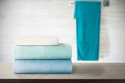 RE/AMY/22/PUDER 70X140 (X3) 380 RE/AMY/22/PUDER 70X140 (X3) 380