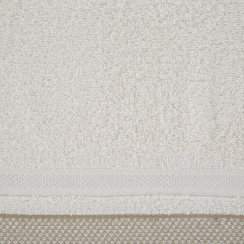 RE/ABBIE/02/K 30X50 (X6) 500 RE/ABBIE/02/K 30X50 (X6) 500