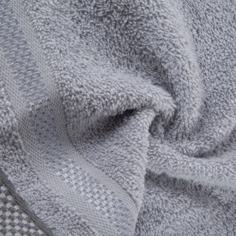RE/ABBIE/04/SRE 100X150 500 RE/ABBIE/04/SRE 100X150 500
